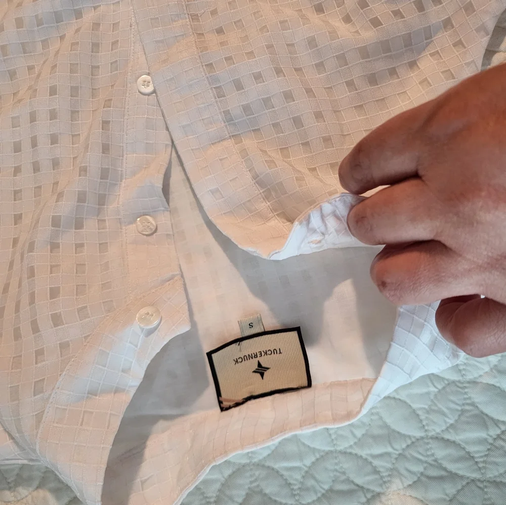 Tuckernuck White Textured Button-Down Top - Picture 11 of 12